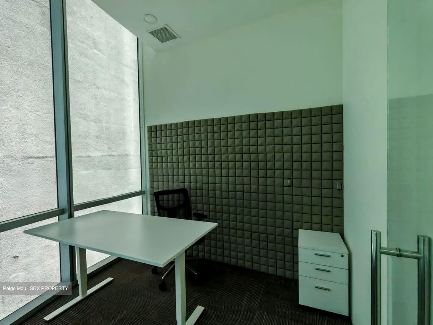 Oxley Tower (D1), Office #549433011